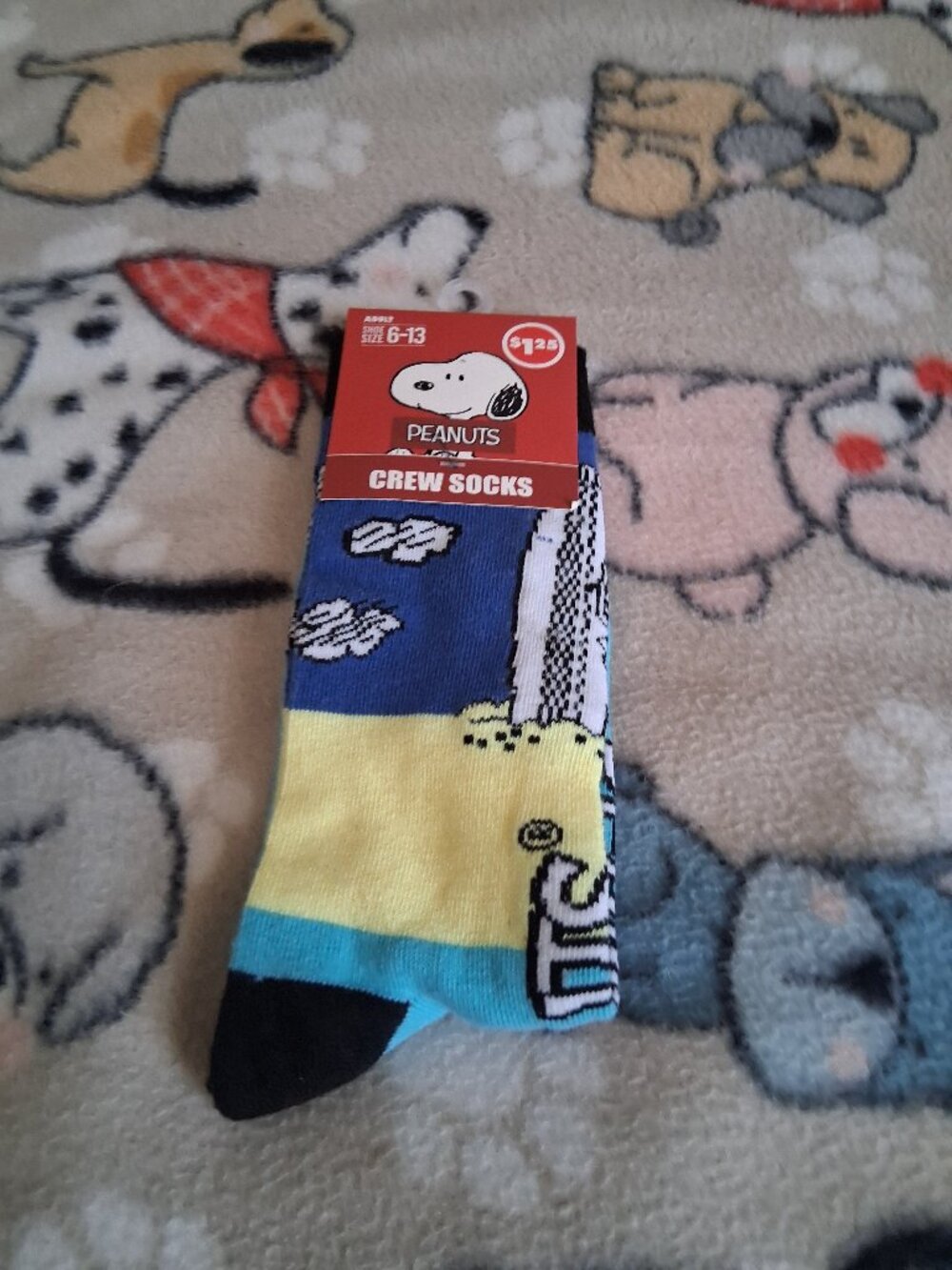 CUTE NEW PEANUTS SNOPPY SOCKS FOR MEN